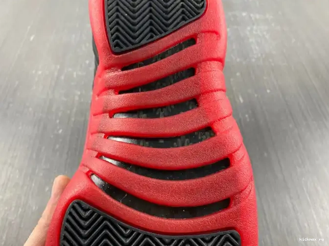 Rep Jordan Game (2016) Flu 130690-002 Retro 12 0515